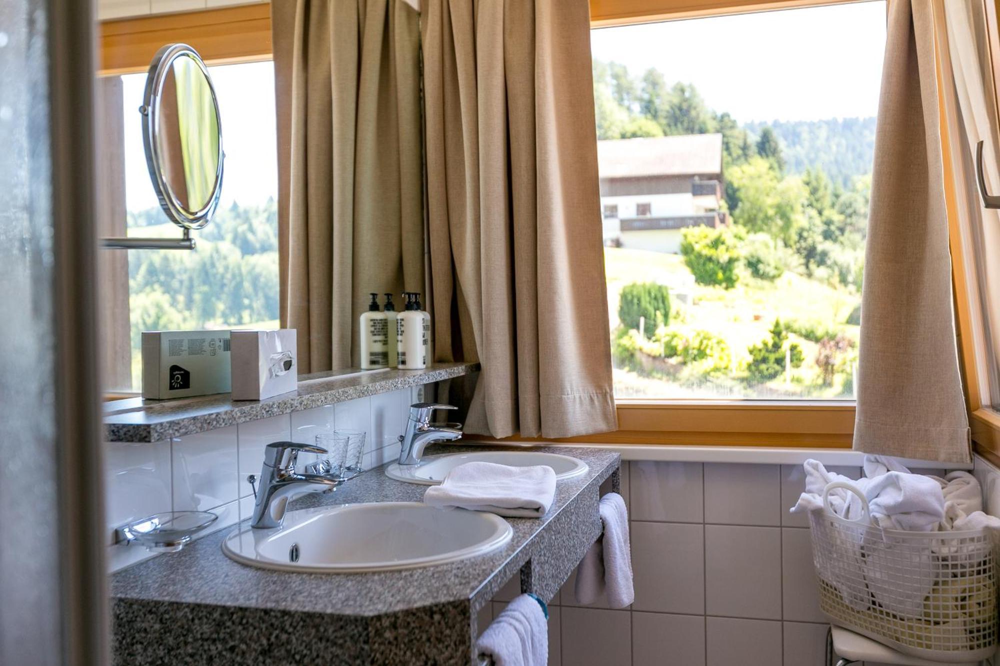Hotel Schoenblick Lochau Esterno foto
